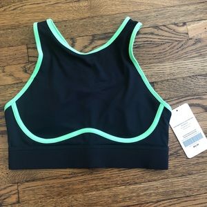 Fabletics Blare Cross Back Medium Impact Sports Bra Size Medium